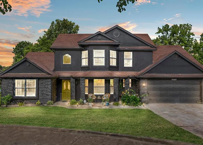 Holiday home Turkey Mountian Trailside By Getaways Tulsa
