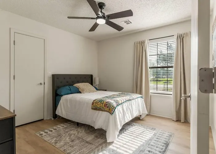 Holiday home Turkey Mountian Trailside By Getaways Tulsa